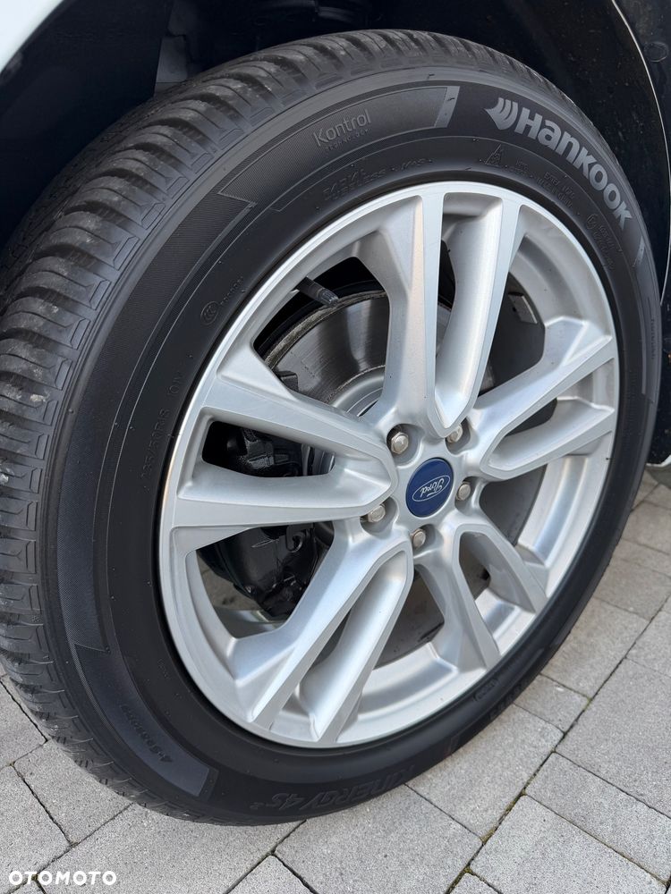 Ford Kuga 2.0 TDCi 4x4 Business Edition - 34