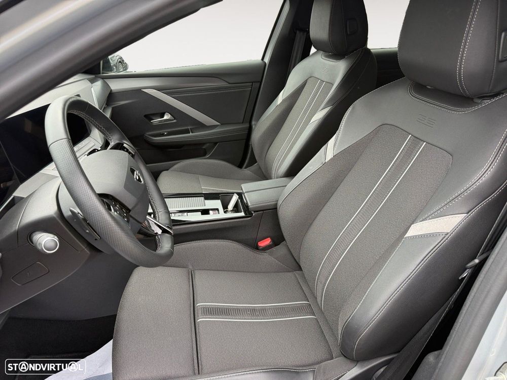 Opel Astra 1.2 T GS Aut. - 9