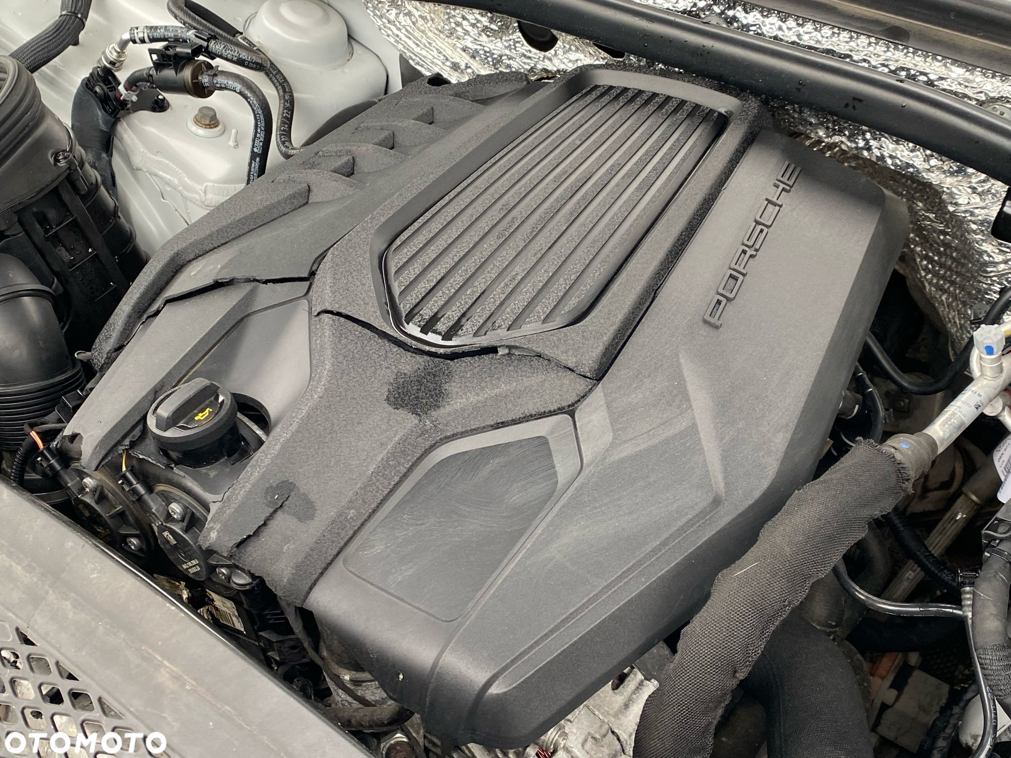 Porsche Macan T - 6