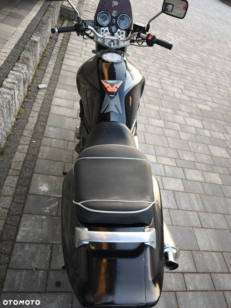 Honda CB - 8