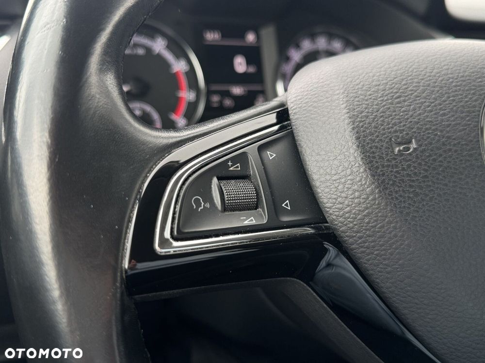 Skoda Octavia 1.4 TSI Ambition - 14