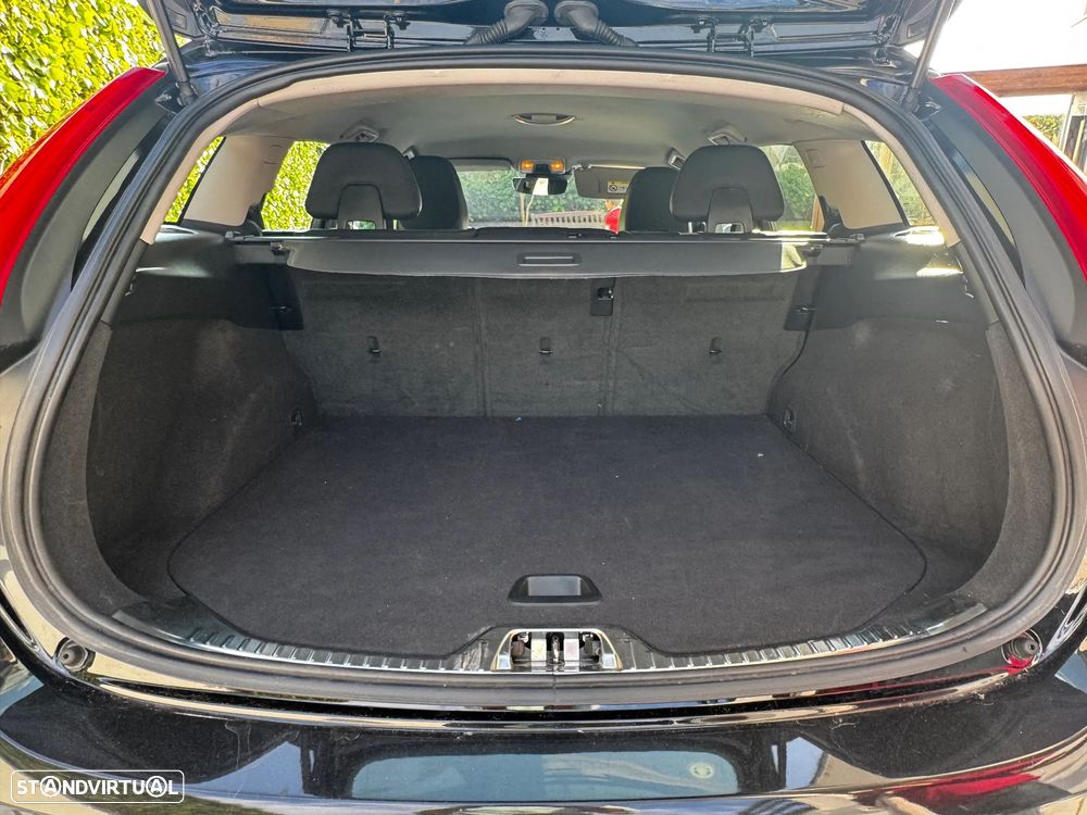Volvo V60 2.0 D4 Momentum - 7