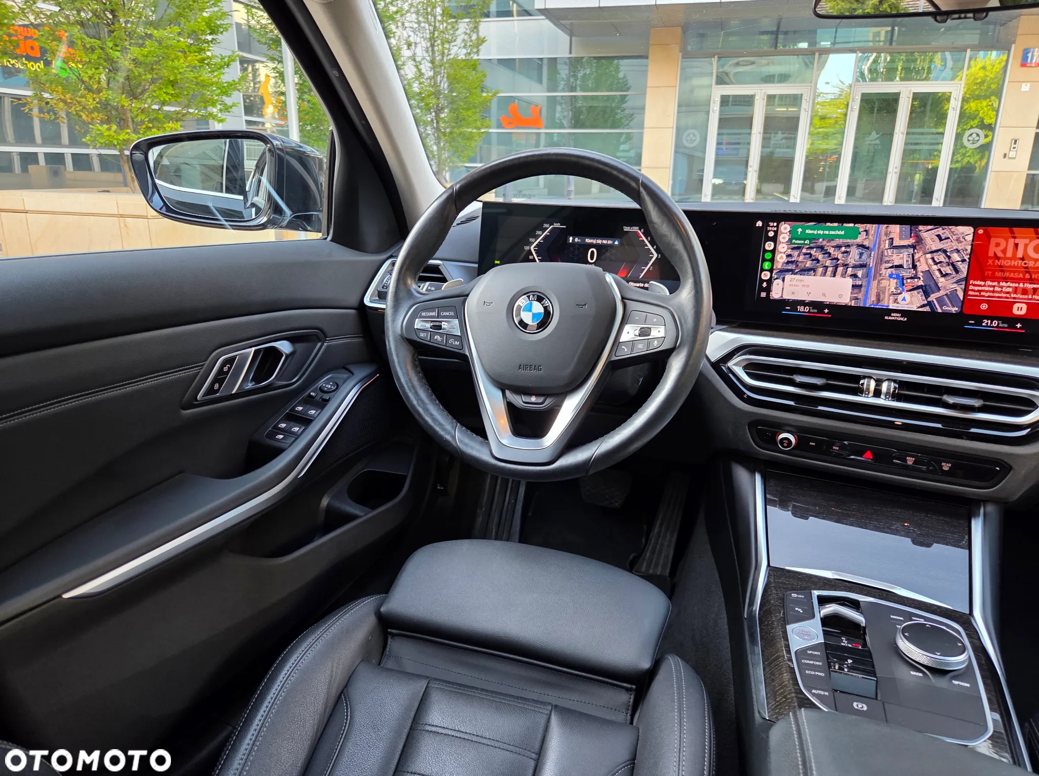 BMW Seria 3 320d xDrive Luxury Line sport - 12