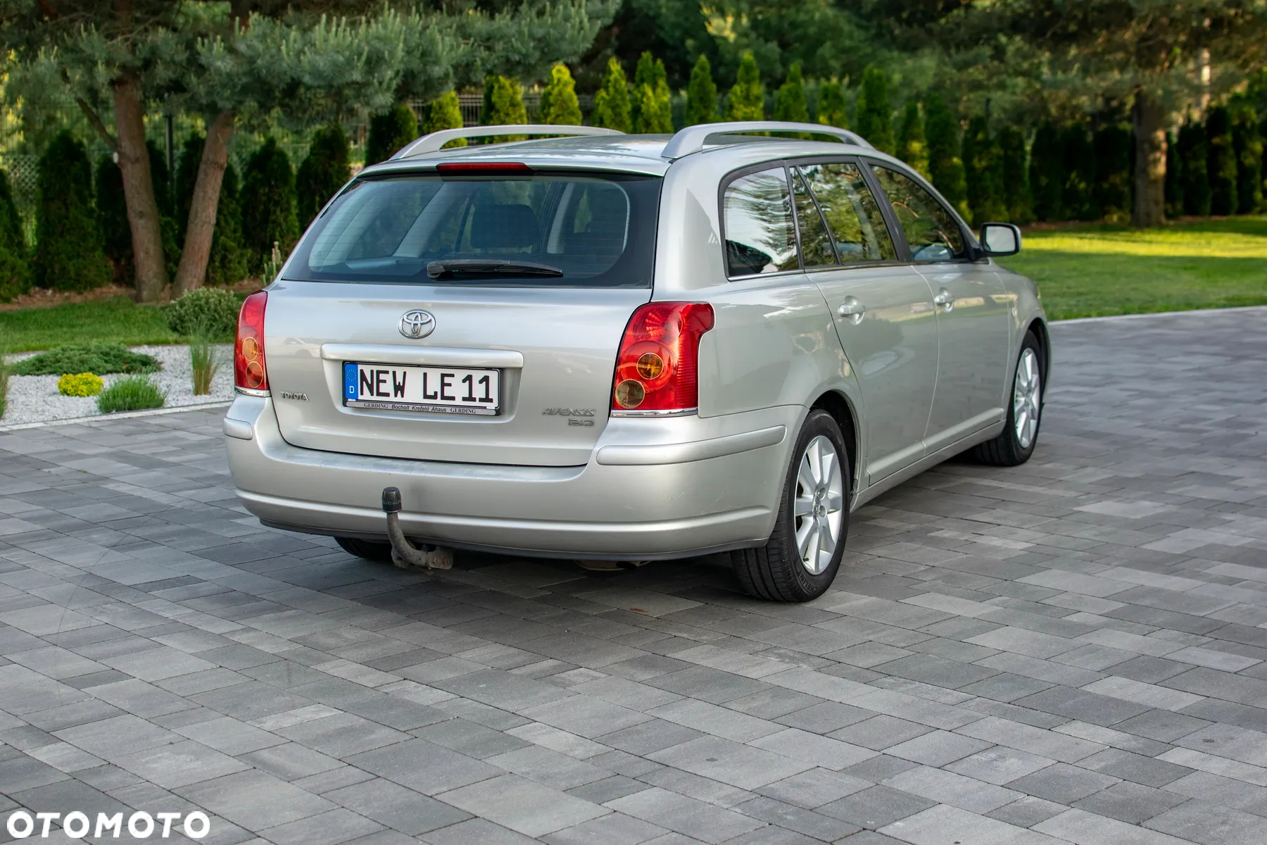 Toyota Avensis - 25