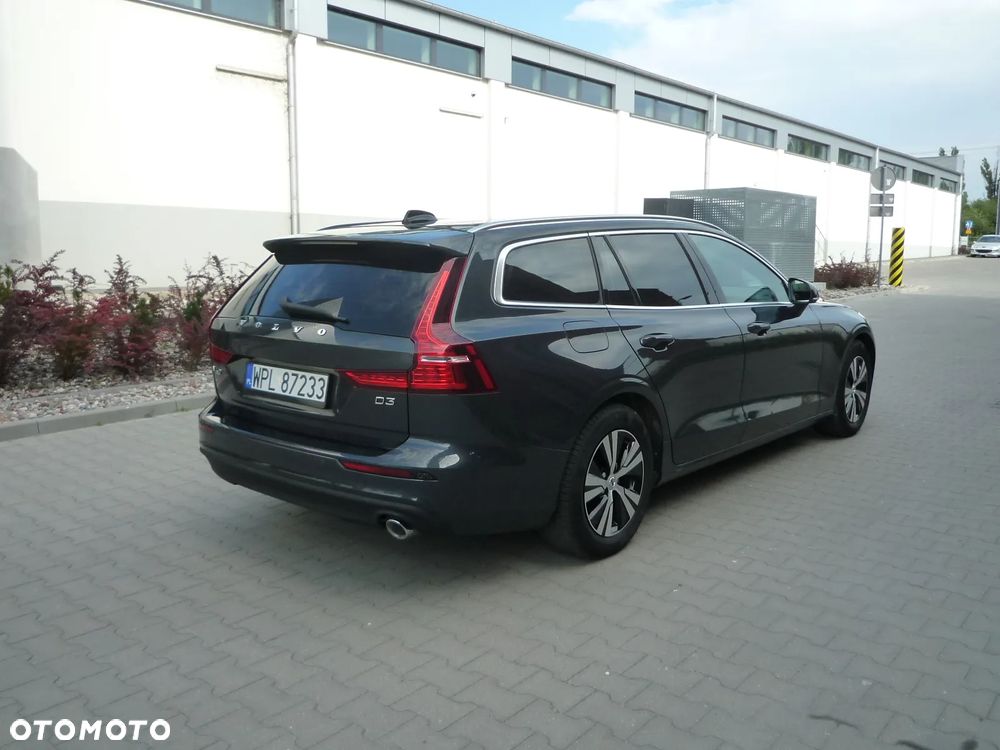 Volvo V60 D3 Geartronic Kinetic - 9
