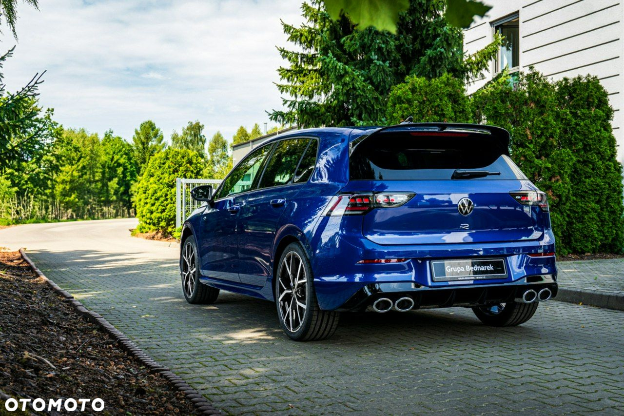 Volkswagen Golf - 29