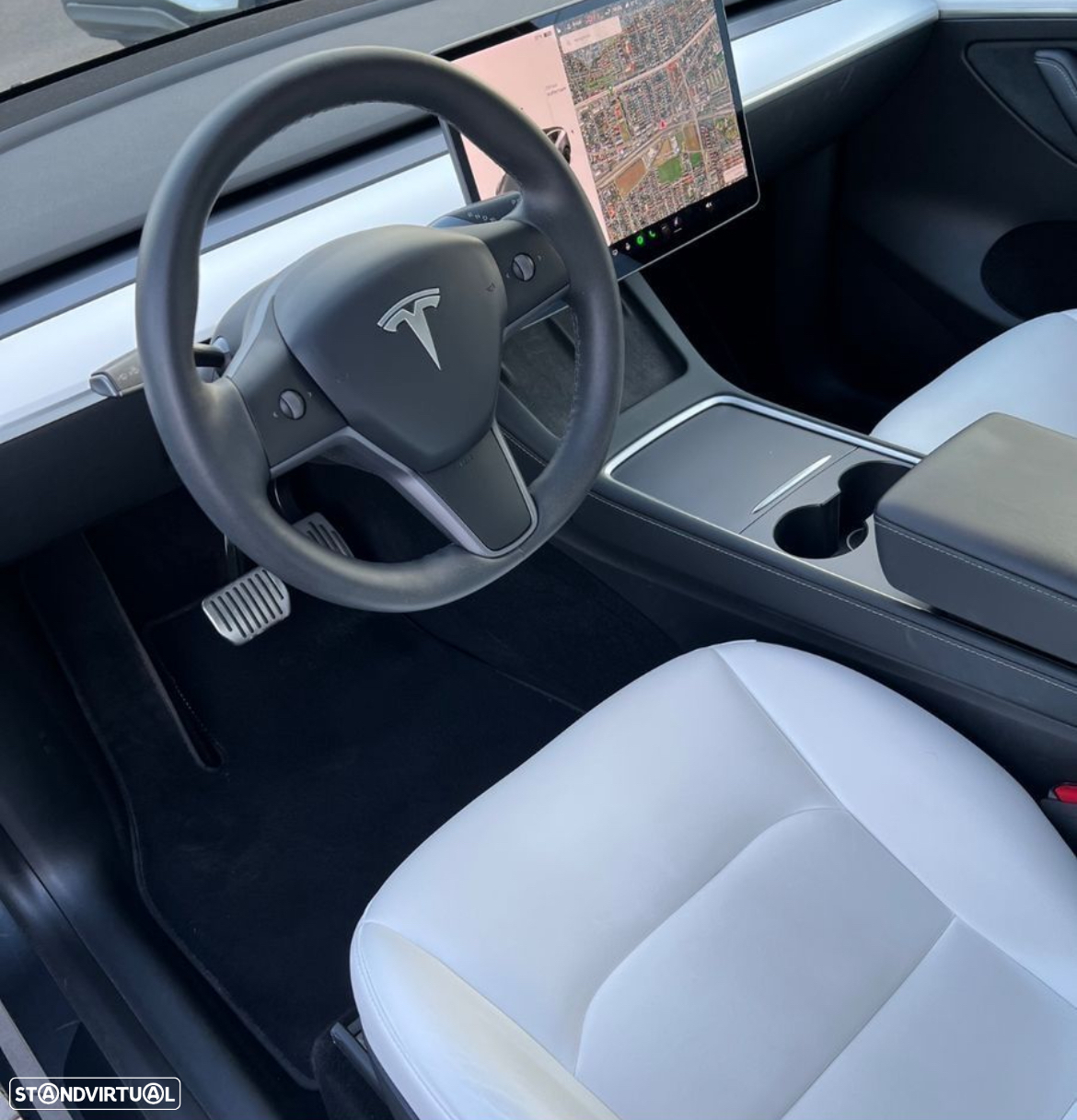 Tesla Model Y Long Range Dual Motor AWD - 5