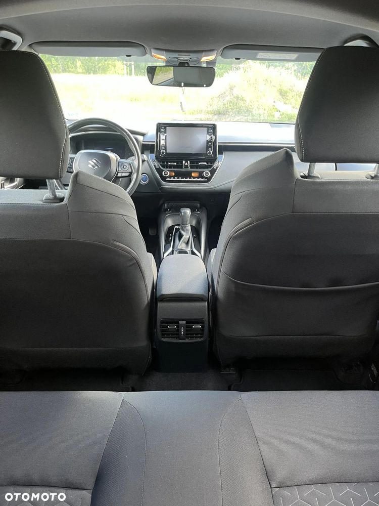 Suzuki Swace 1.8 Hybrid Premium Plus CVT - 18