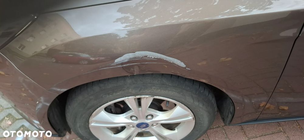 Ford Focus 1.5 EcoBoost Trend ASS - 6
