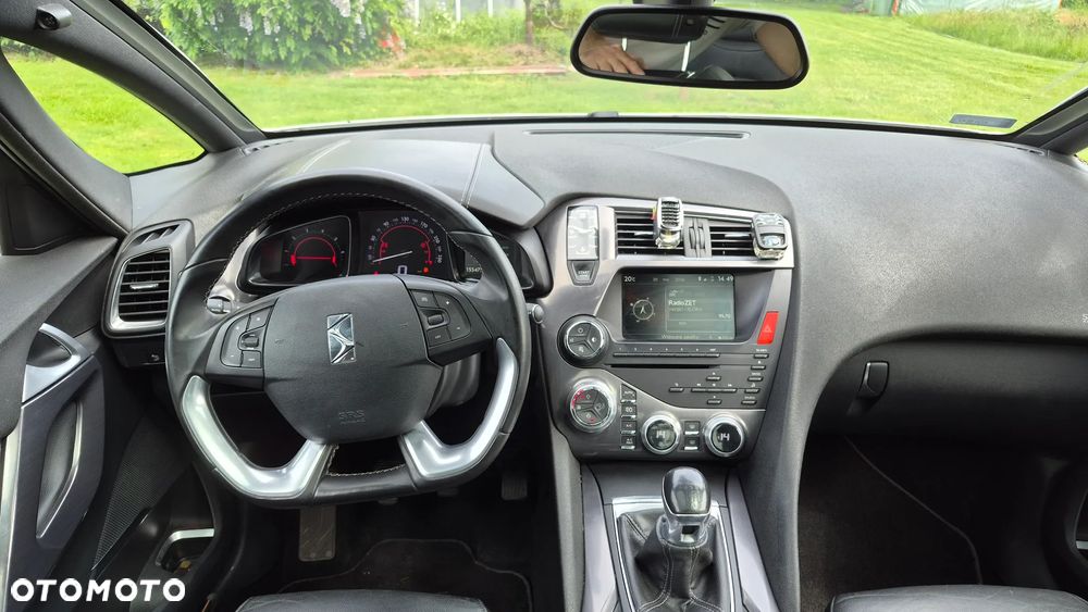 Citroën DS5 ver-1-6-thp-sportchic - 17