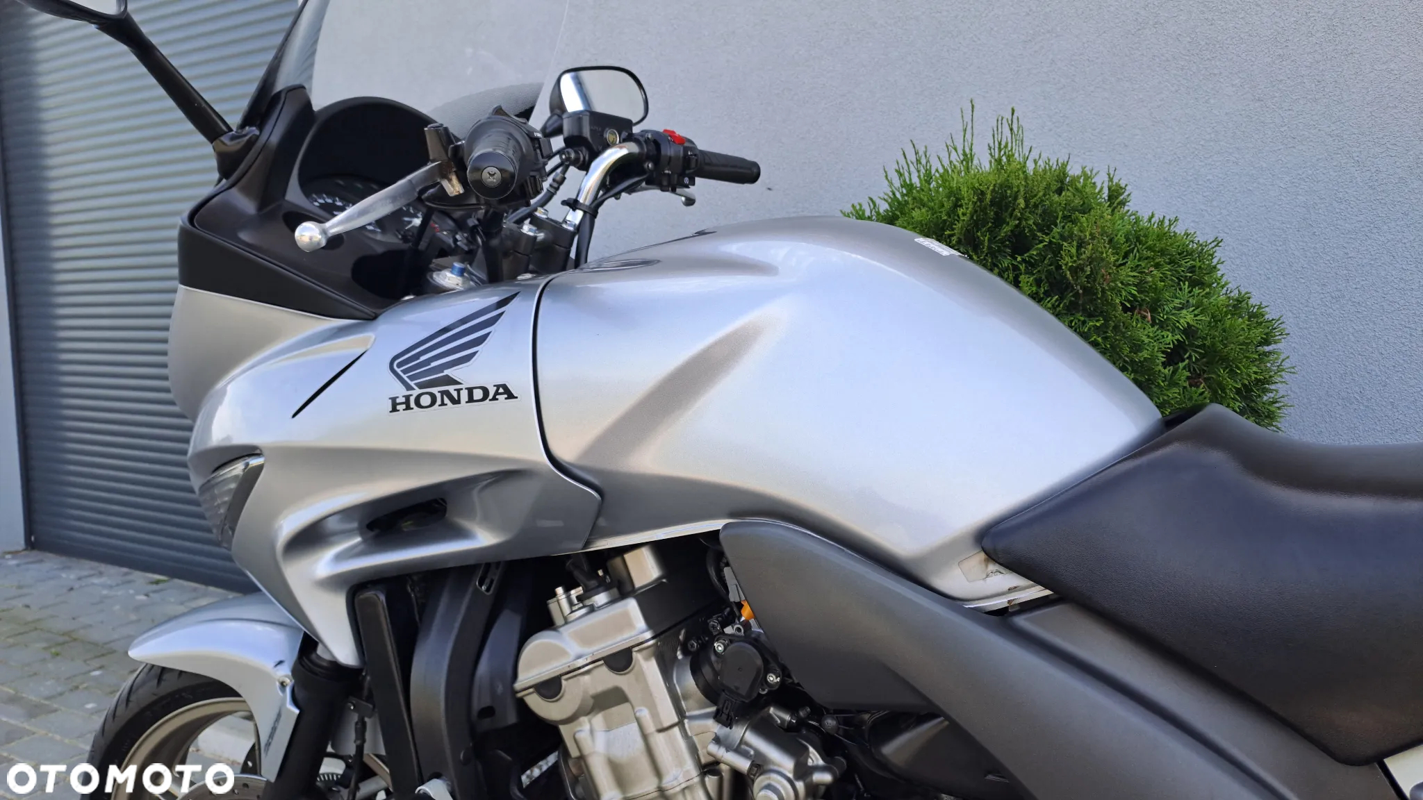Honda CBF - 31