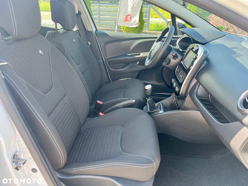 Renault Clio 1.2 16V Limited - 19