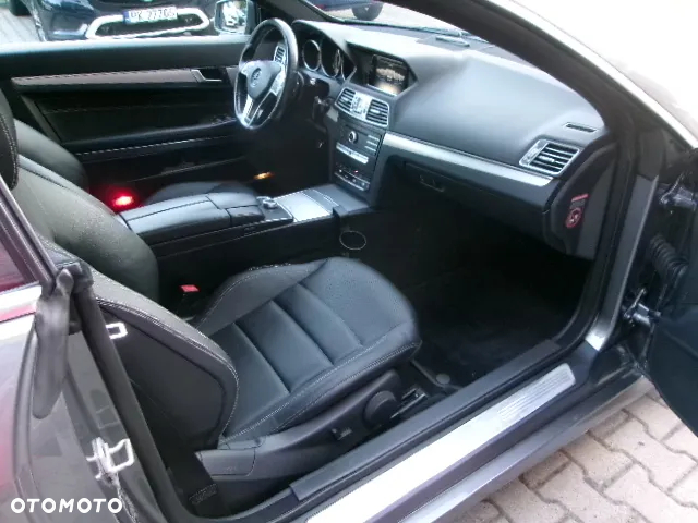 Mercedes-Benz Klasa E 220 (BlueTEC) d Coupe 9G-TRONIC - 23