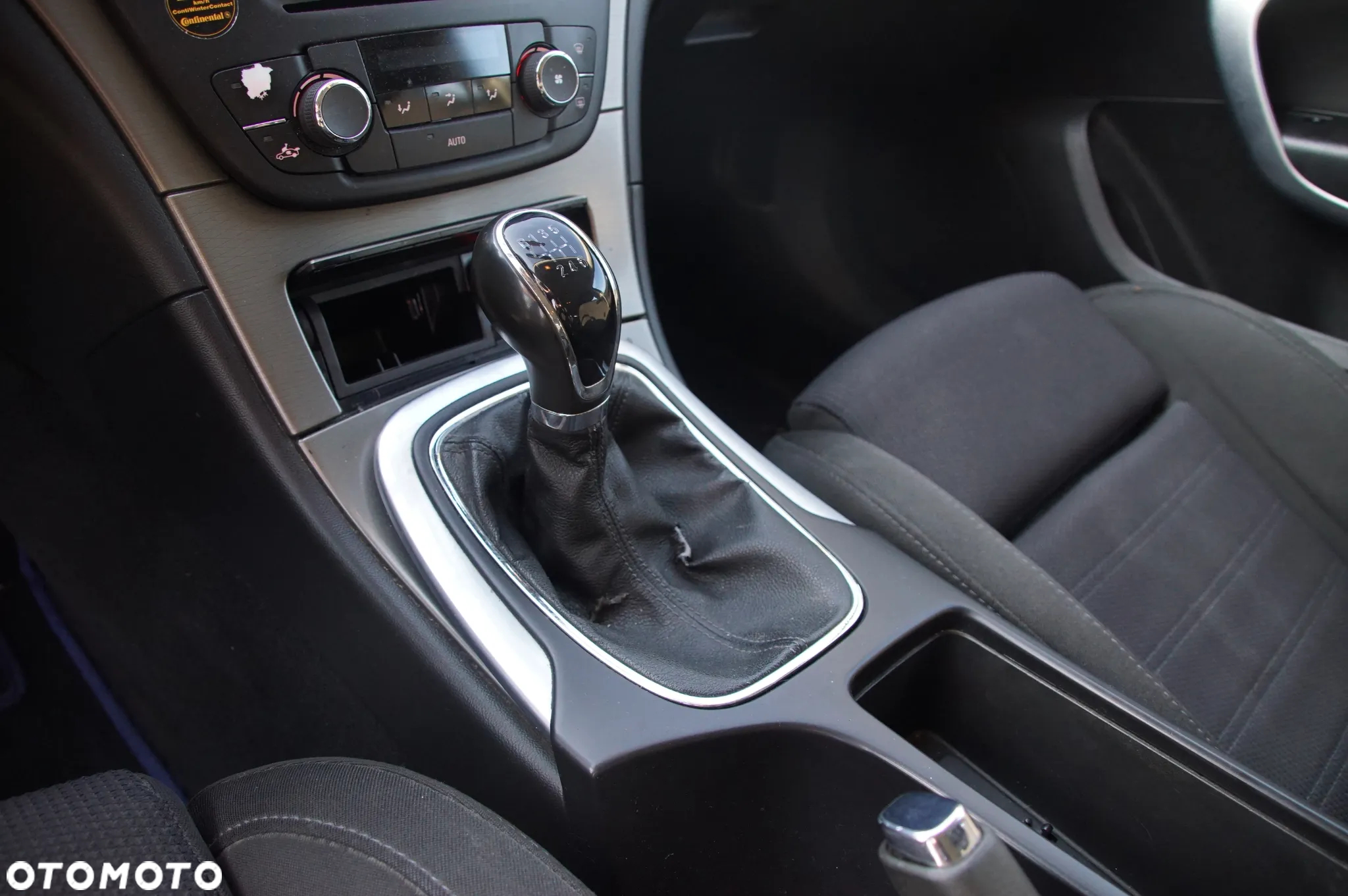 Auto na części - Opel Insignia A Kombi 2.0 CDTI A20DTJ 130 KM M32 GEK 2009R Silnik Skrzynia Drzwi Lusterko Szyba Lampa Zderzak Maska Błotnik Klapa Deska Kokpit Sterownik Moduł Licznik - 13