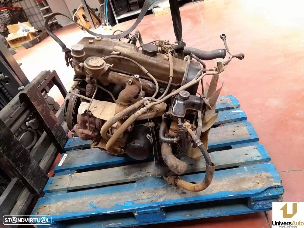MOTOR COMPLETO MITSUBISHI PAJERO CANVAS TOP 1987 - - 9