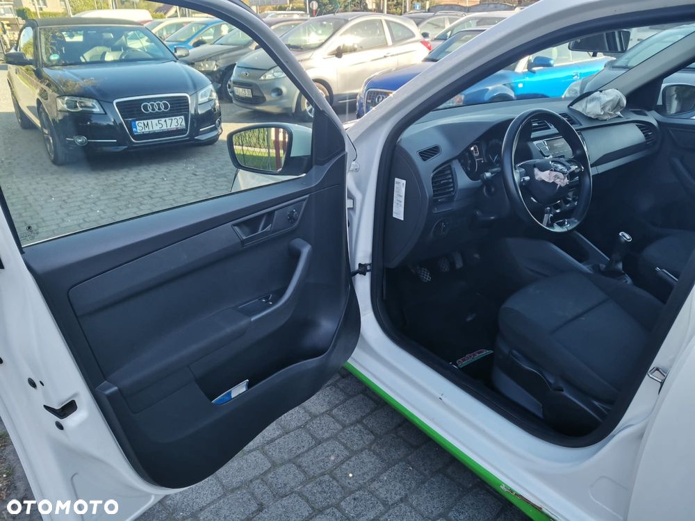 Skoda Fabia 1.0 MPI Drive 125 - 12