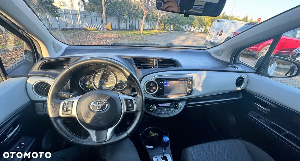 Toyota Yaris Hybrid 1.5 VVT-i Comfort - 14