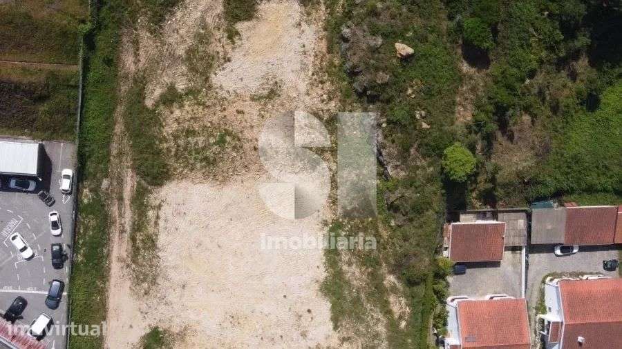 Terreno Urbano com Elevado Potencial de Investimento em Santa Clara - Grande imagem: 2/4