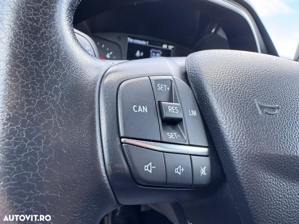 Ford Focus 1.5 EcoBlue Start-Stopp-System COOL&CONNECT - 24