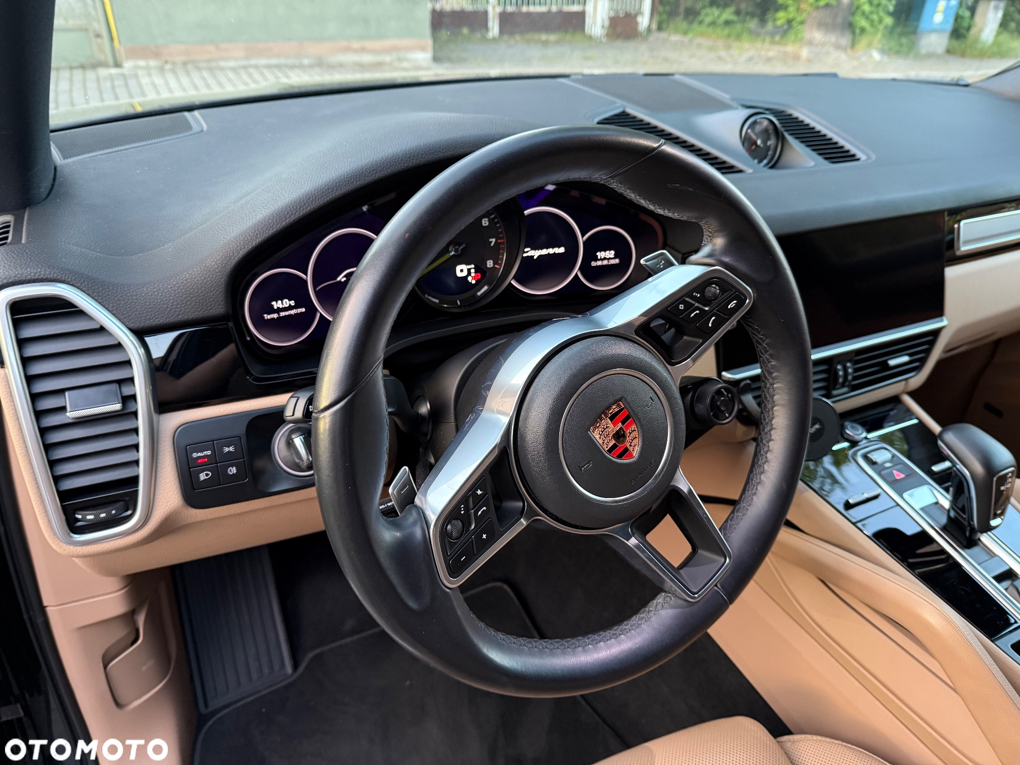 Porsche Cayenne E-Hybrid Platinum Edition - 18