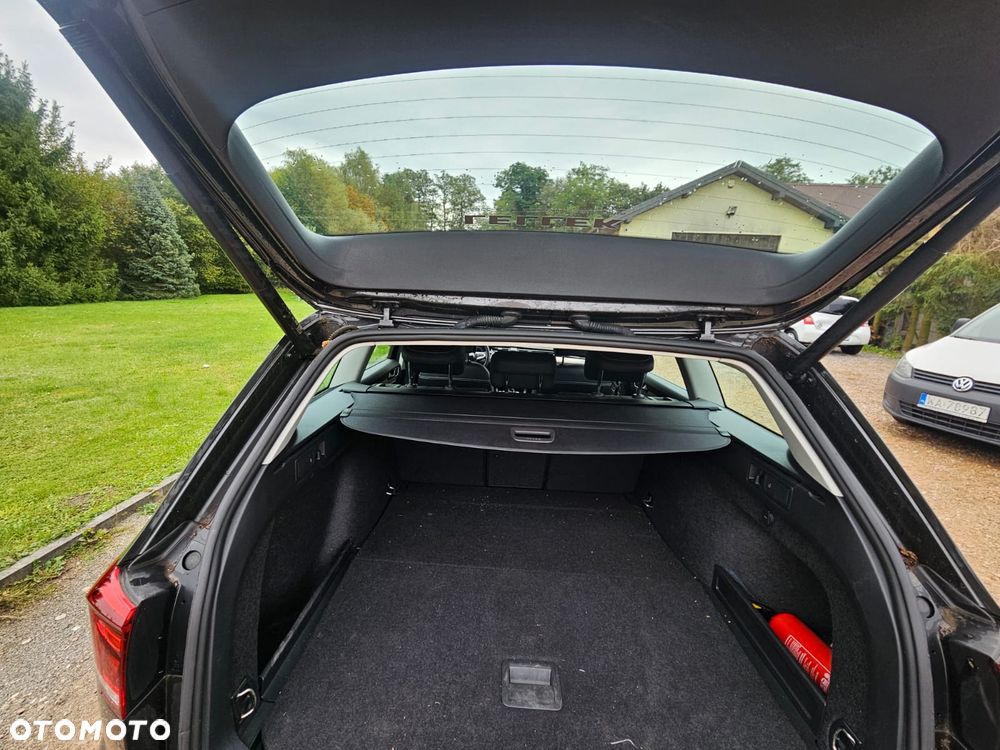 Volkswagen Passat - 18