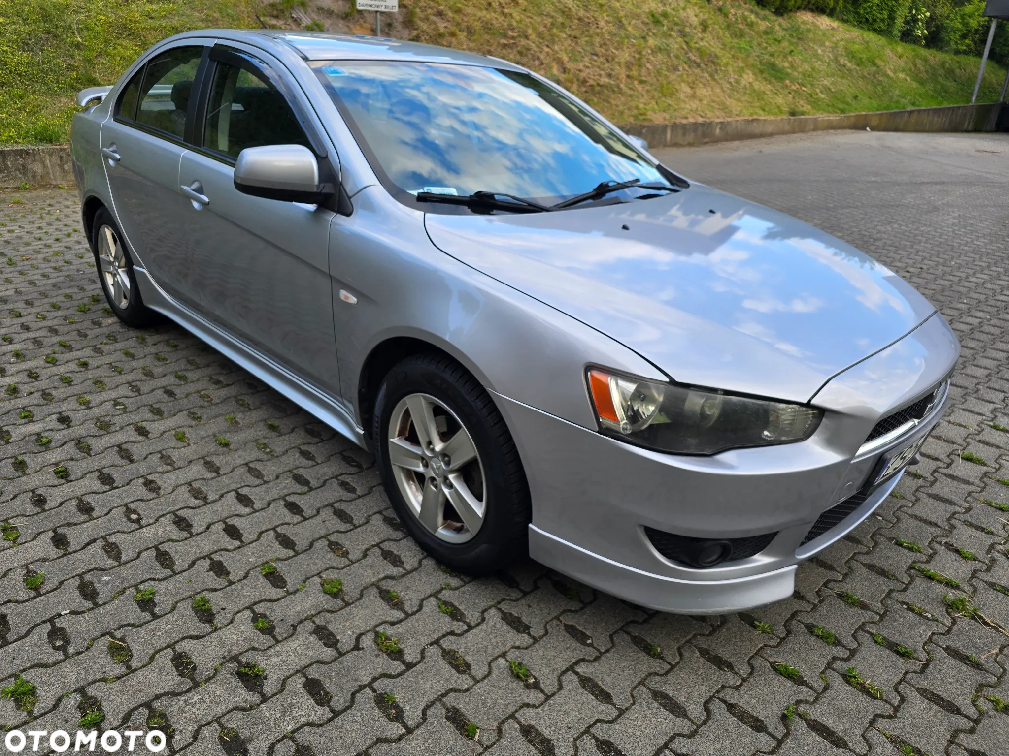 Mitsubishi Lancer 1.8 Intense CVT - 12