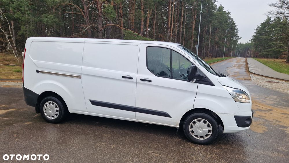 Ford TRANSIT CUSTOM - 4