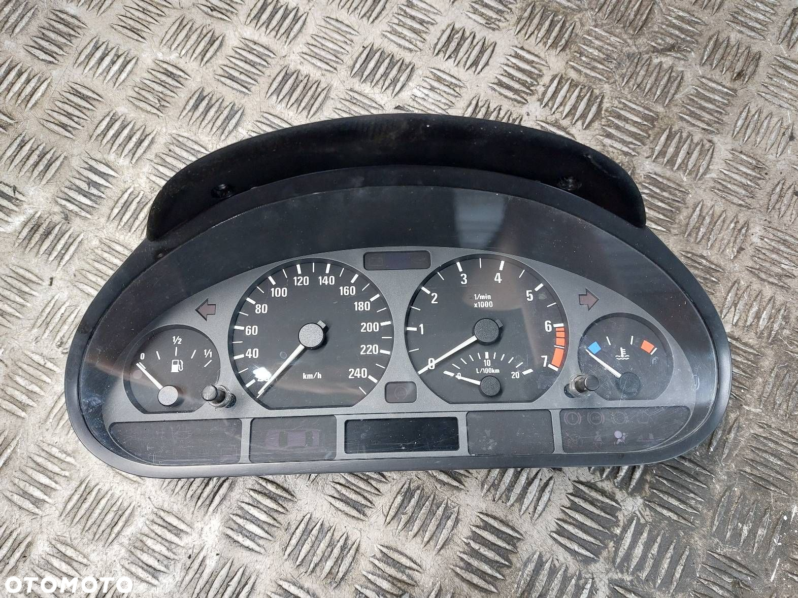 LICZNIK ZEGARY BMW E46 318i 1.9 8V M43 6906888 - 2