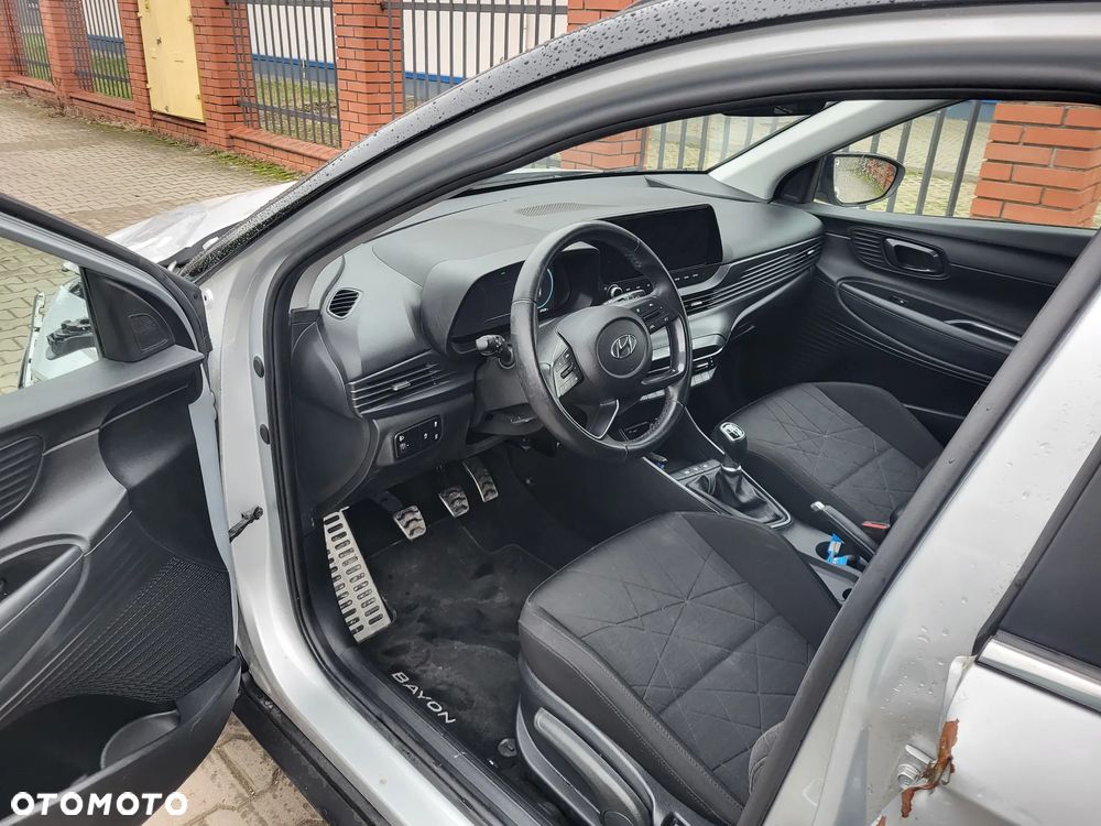 Hyundai Bayon 1.0 T-GDI Executive - 11