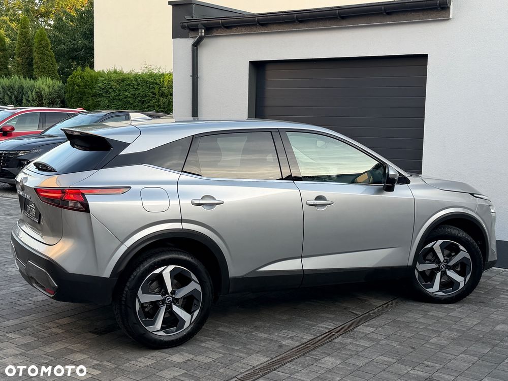 Nissan Qashqai 1.3 DIG-T mHEV N-Connecta Xtronic - 28