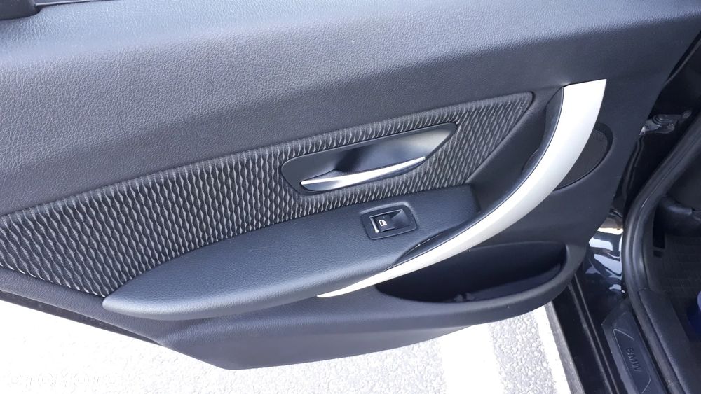 BMW Seria 3 320d - 20