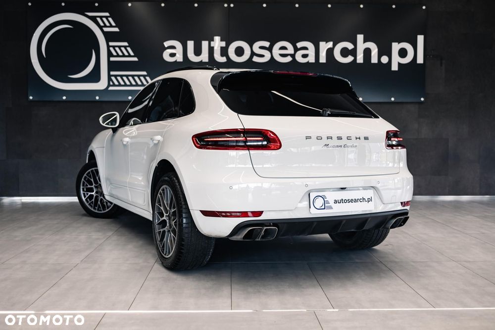 Porsche Macan Turbo - 7