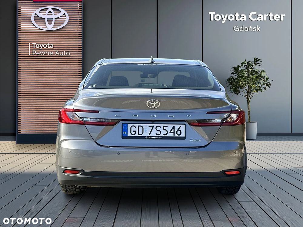 Toyota Camry 2.5 Hybrid Dynamic Force Comfort e-CVT - 4