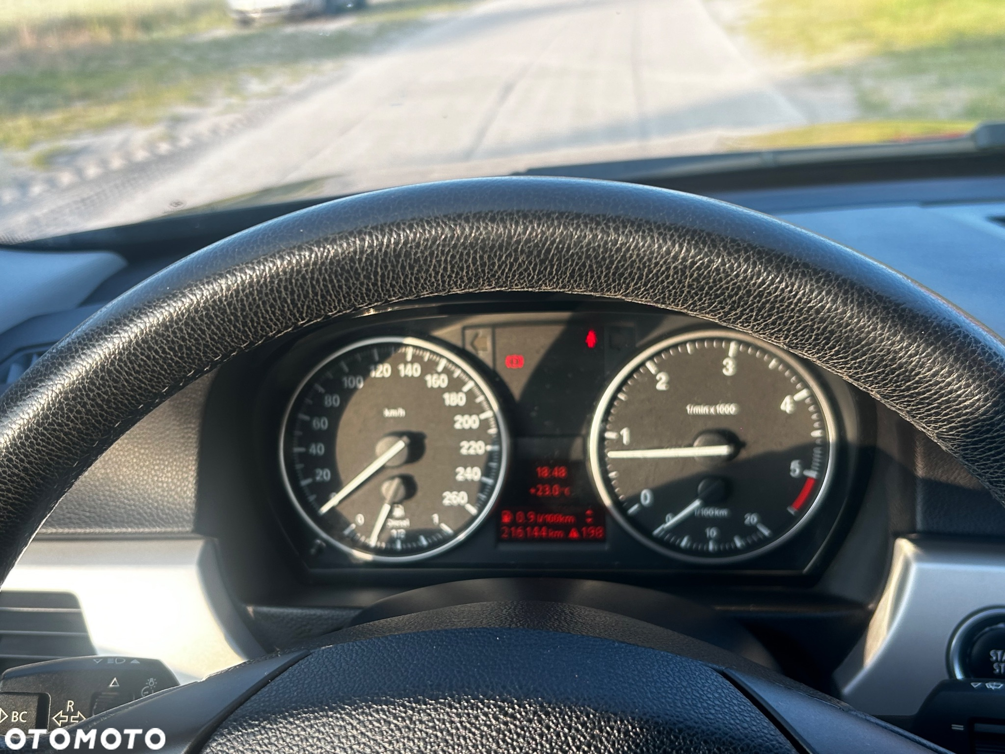 BMW Seria 3 318d Touring Luxury Line - 26