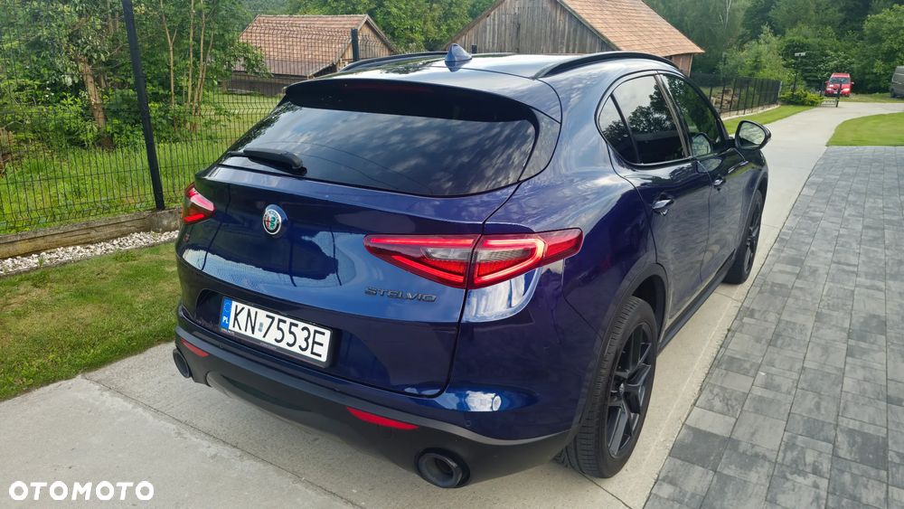 Alfa Romeo Stelvio 2.0 Turbo B-Tech Edition Q4 - 4