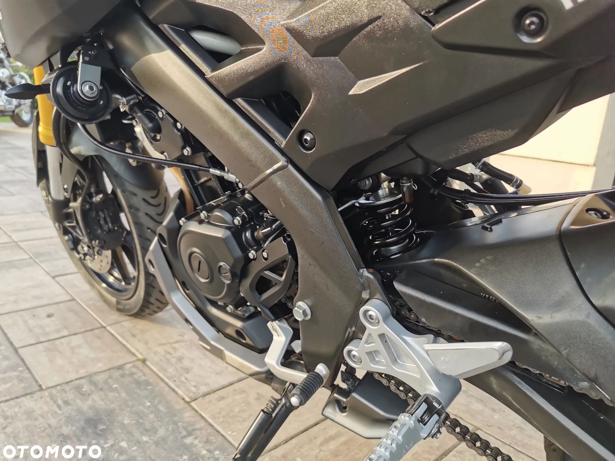 Yamaha MT - 16