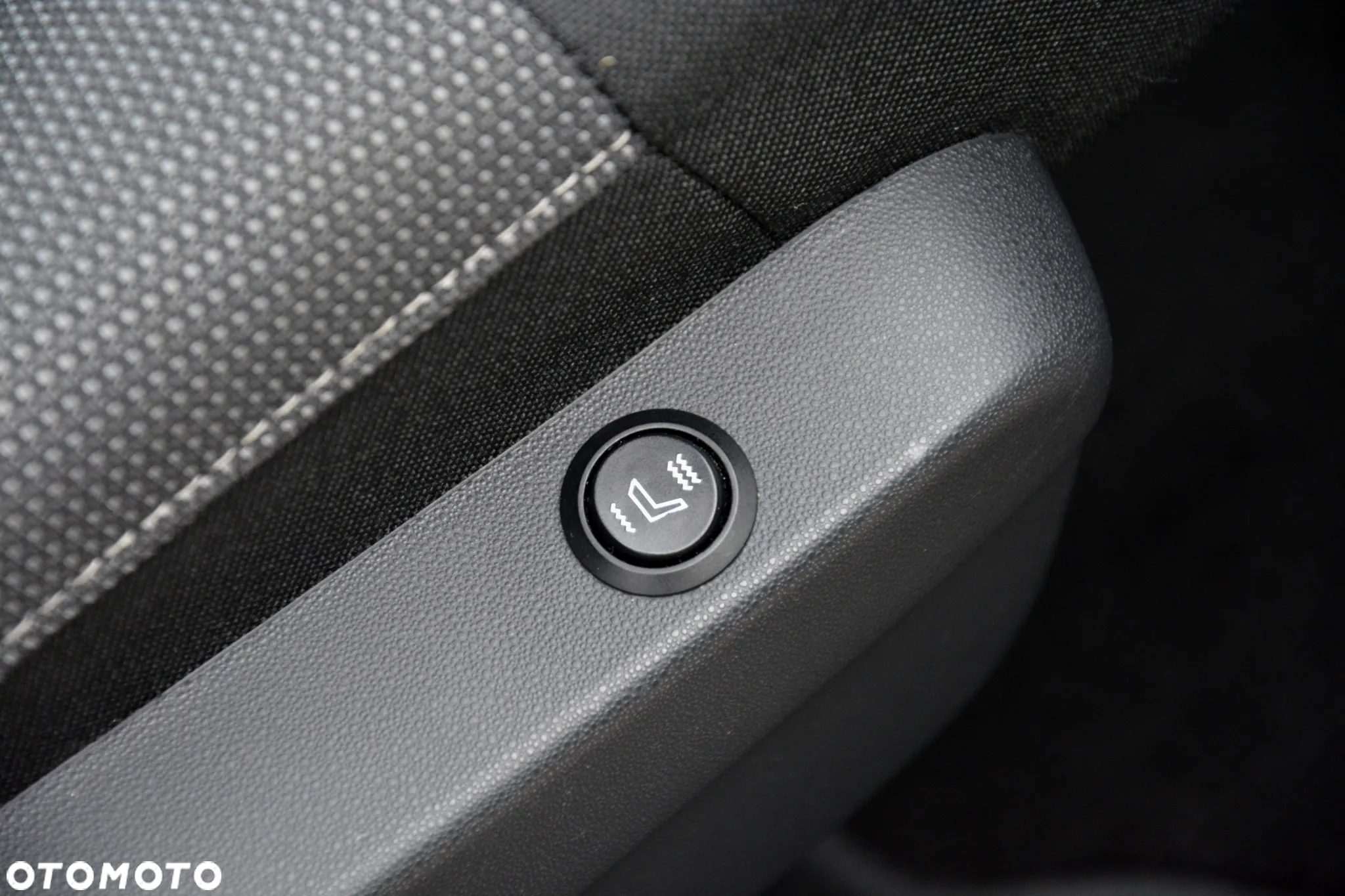 Citroën C4 Cactus e-HDi 92 ETG6 Stop&Start Shine - 8