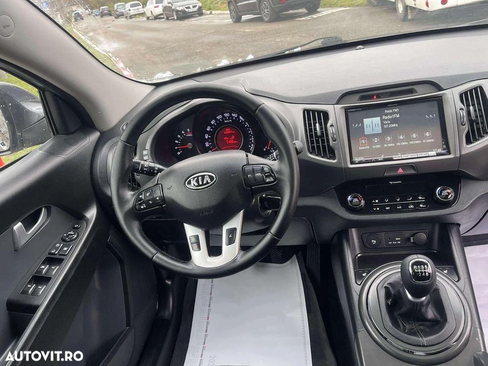 Kia Sportage 1.7 CRDI 2WD Spirit - 9