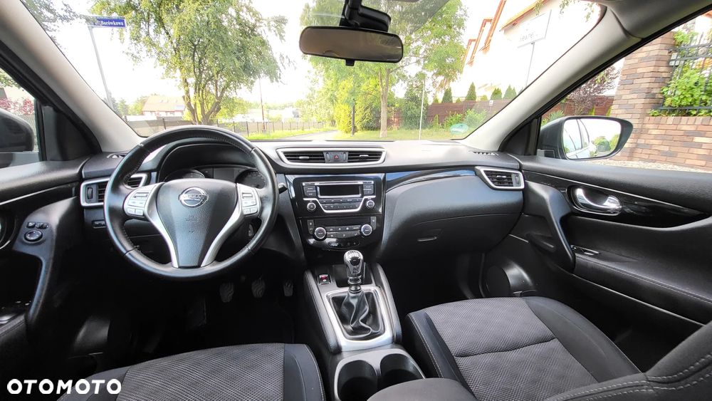 Nissan Qashqai 1.2 DIG-T N-Connecta - 5