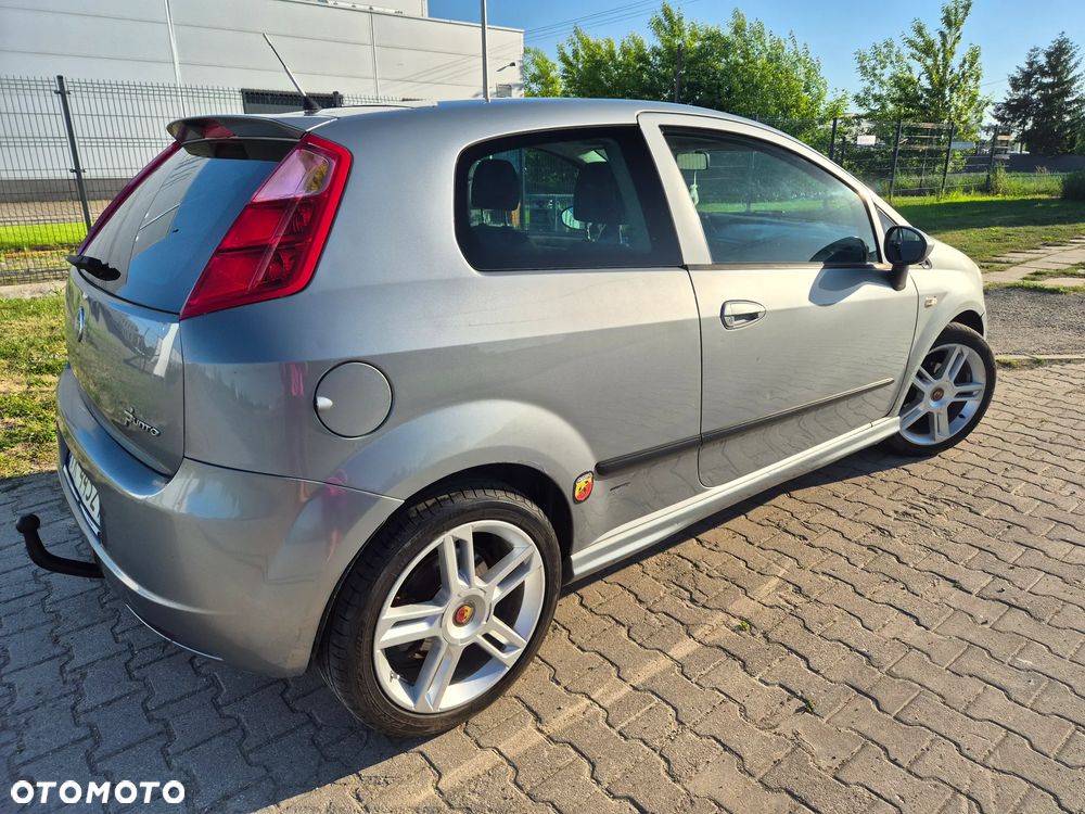 Fiat Punto - 8