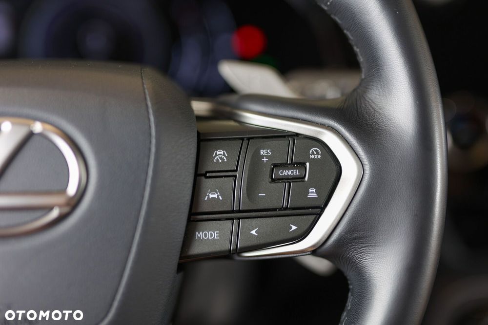 Lexus NX 350h Business AWD - 28