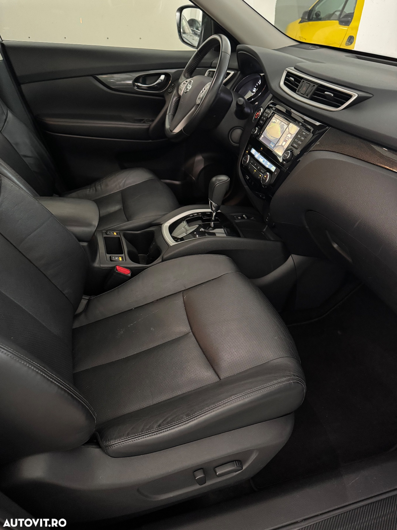 Nissan X-Trail 2.0 dCi Xtronic Tekna - 22