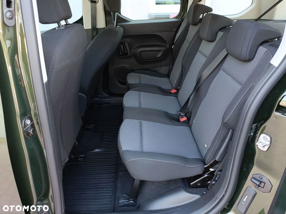 Toyota Proace City Verso 1.2 D-4T Business - 11