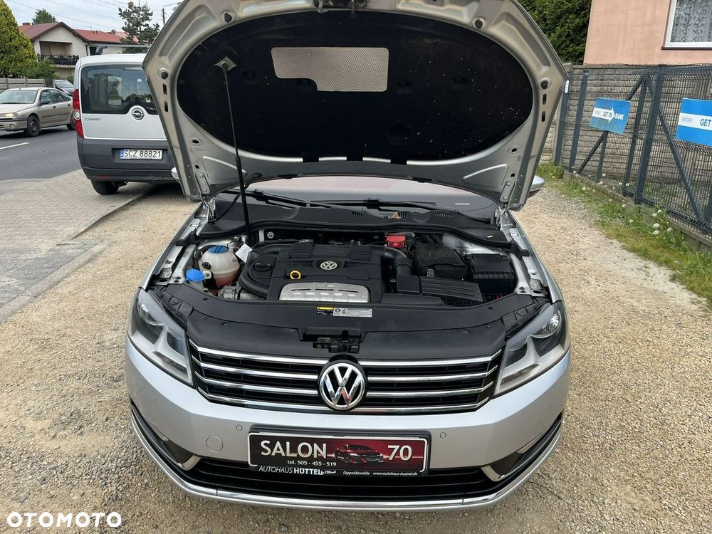 Volkswagen Passat - 30