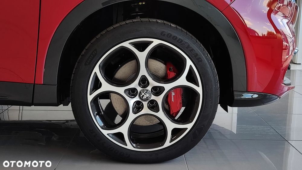 Alfa Romeo Tonale 1.3 PHEV Q4 Veloce - 6