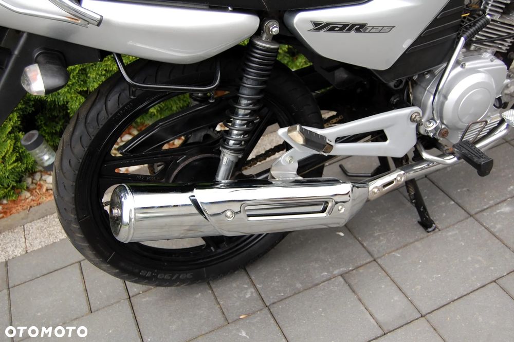 Yamaha YBR - 7