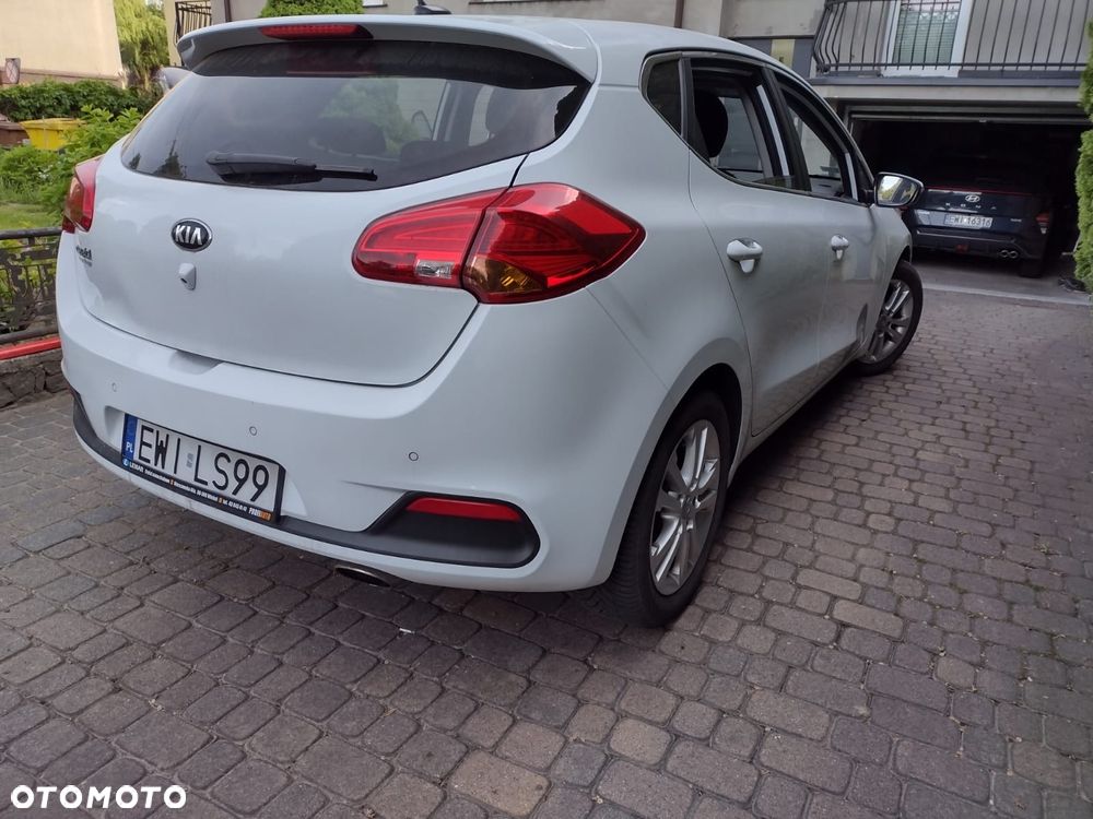 Kia Ceed 1.4 L - 4