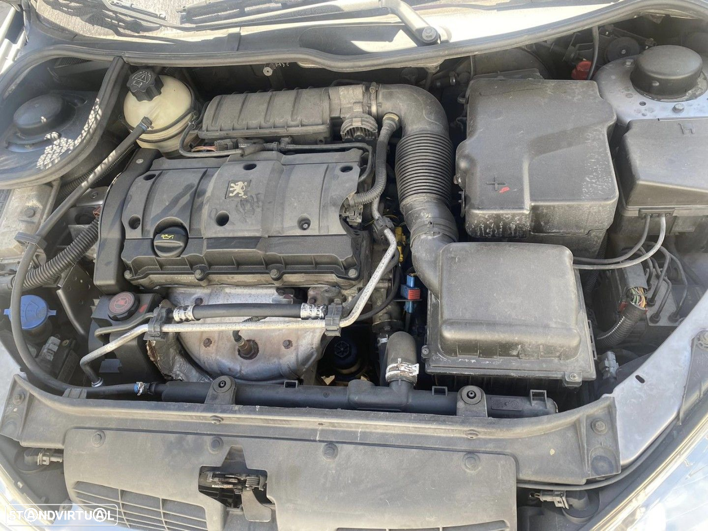 Peugeot 206 CC 1.6 i de 2003 disponível para peças - 7
