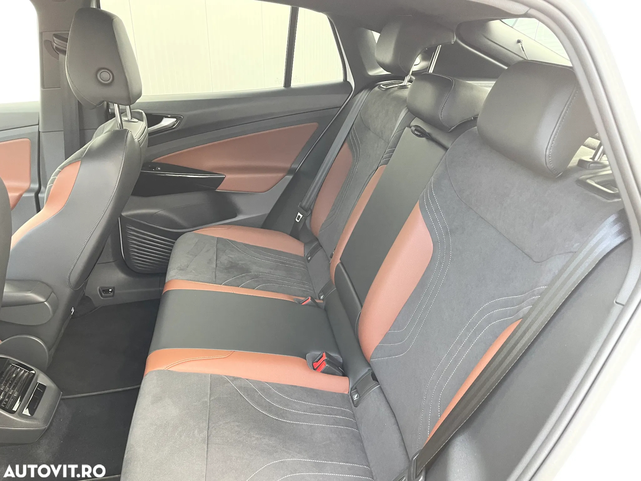 Volkswagen ID.5 - 10