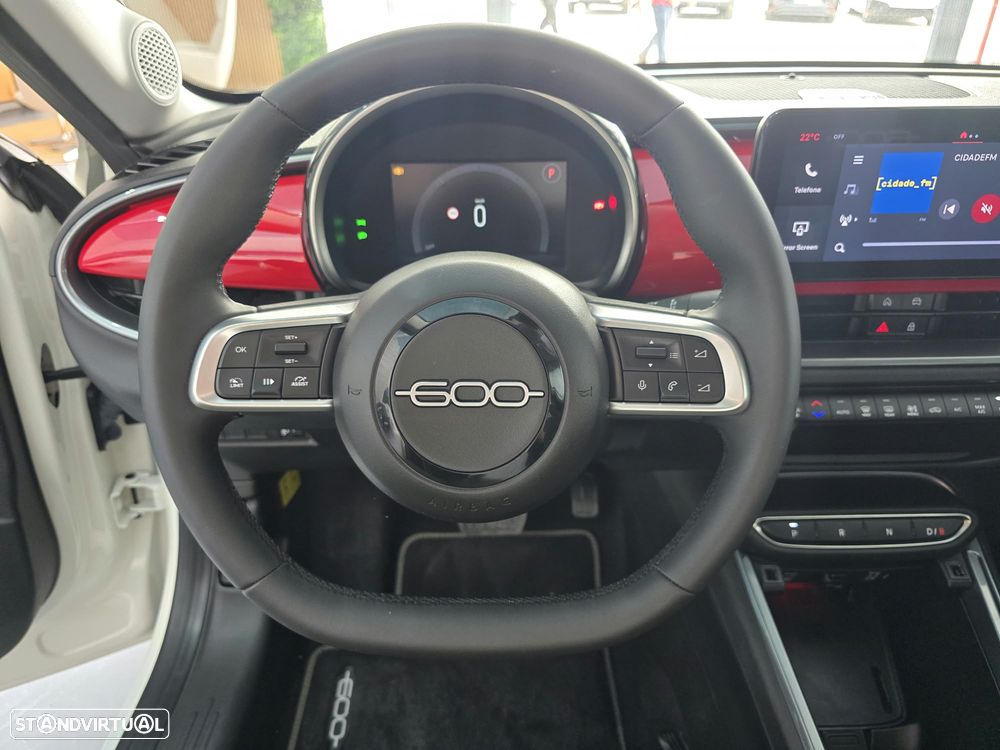 Fiat 600e 54 kWh (RED) - 10